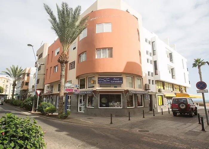 Apartamento Con Ascensor En Primera Linea *