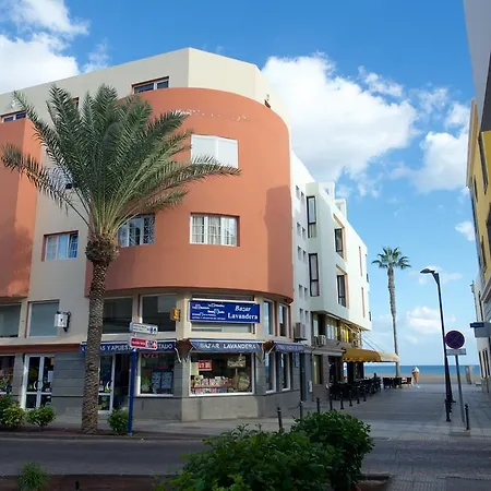 Con Ascensor En Primera Linea Appartamento