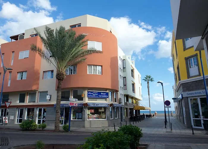 Con Ascensor En Primera Linea Appartement